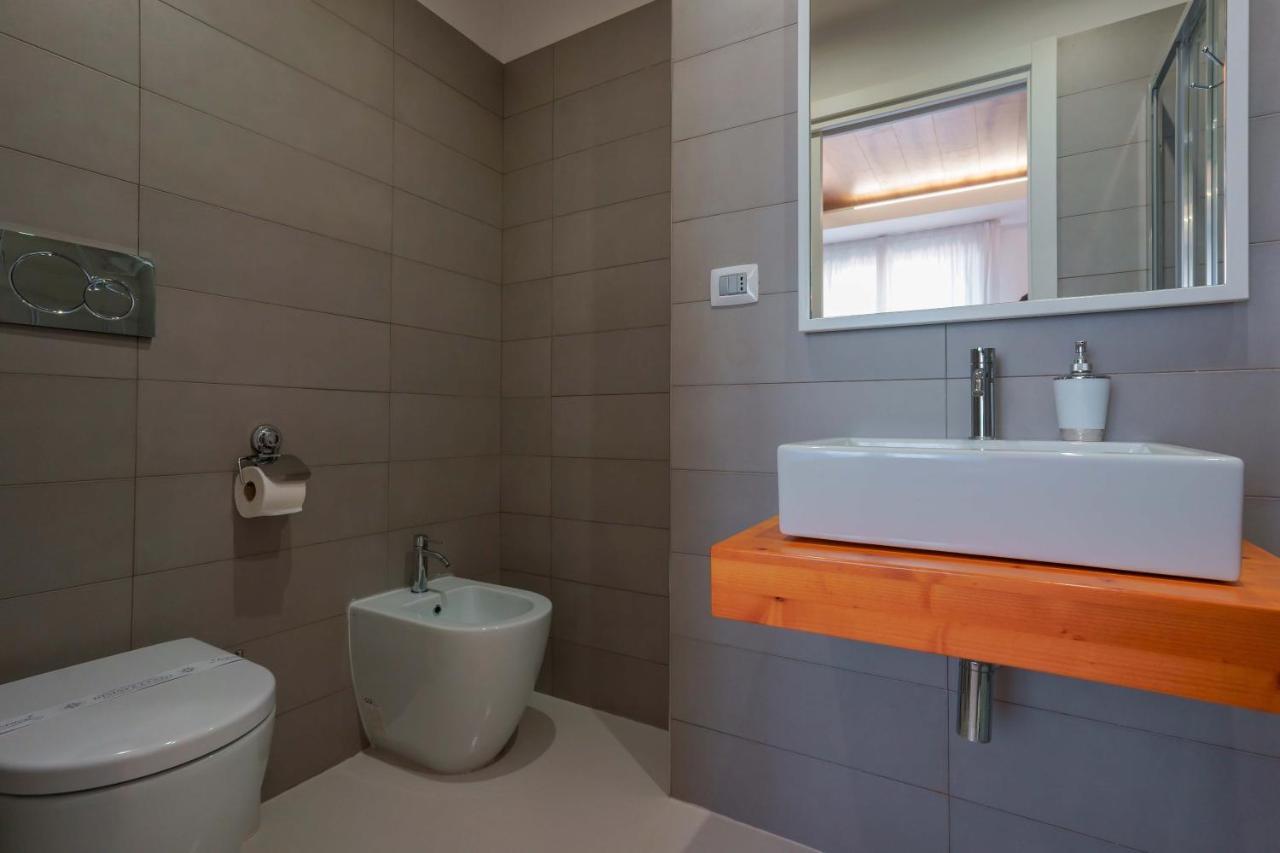 Petrarca Venti Rooms - Eja Sardinia Cagliari Dış mekan fotoğraf