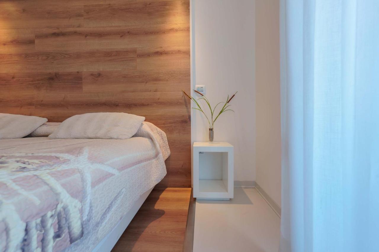 Petrarca Venti Rooms - Eja Sardinia Cagliari Dış mekan fotoğraf