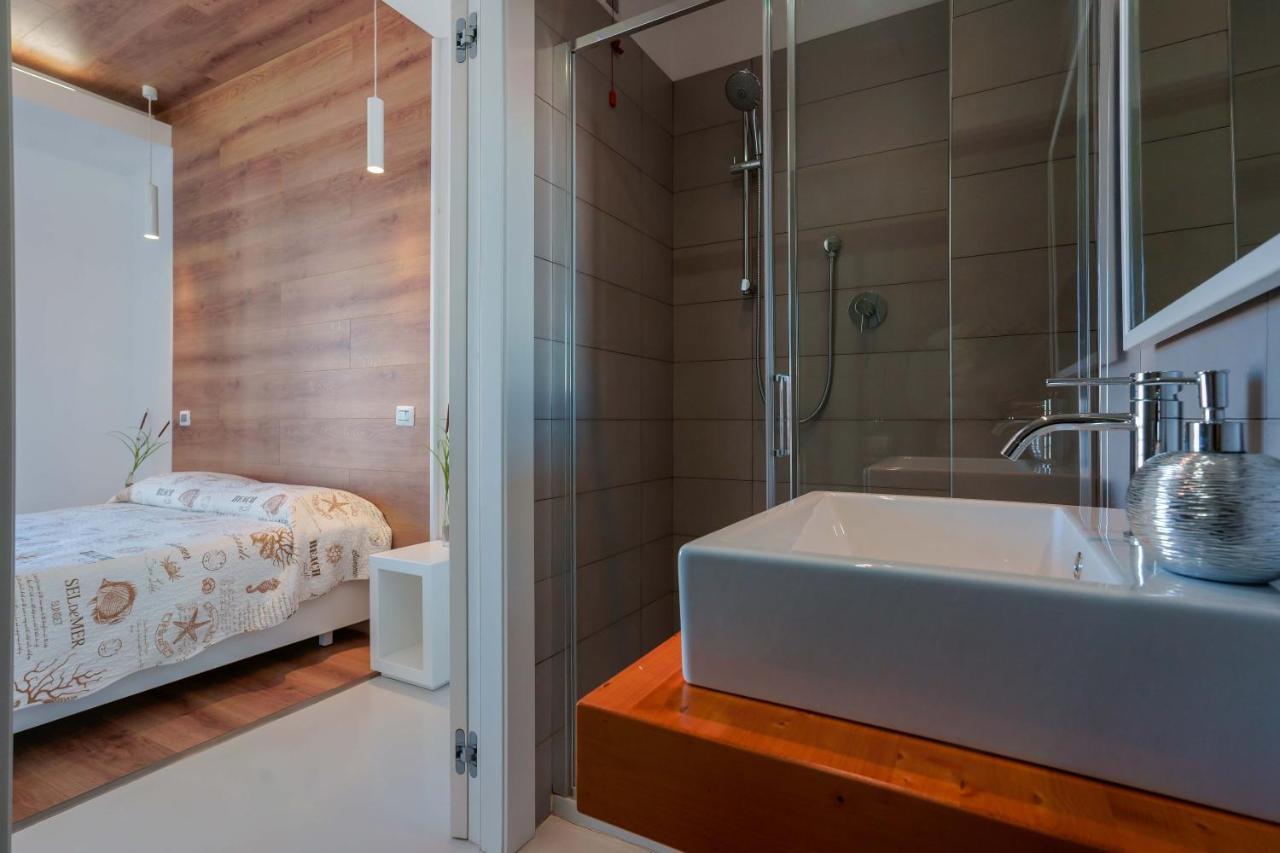 Petrarca Venti Rooms - Eja Sardinia Cagliari Dış mekan fotoğraf