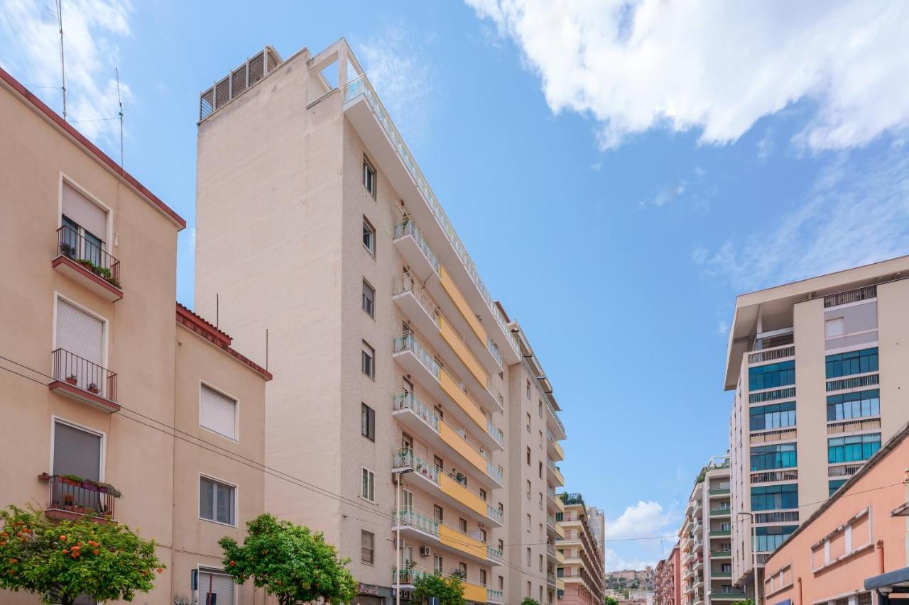 Petrarca Venti Rooms - Eja Sardinia Cagliari Dış mekan fotoğraf